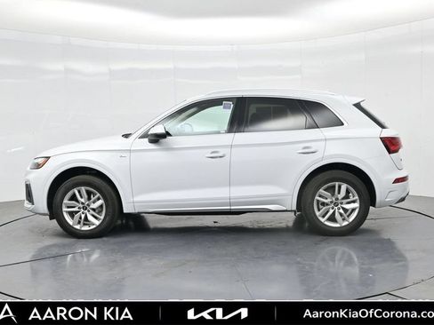 Used 2023 Audi Q5 2.0T Premium w/ Convenience Package AWD/4WD image 5