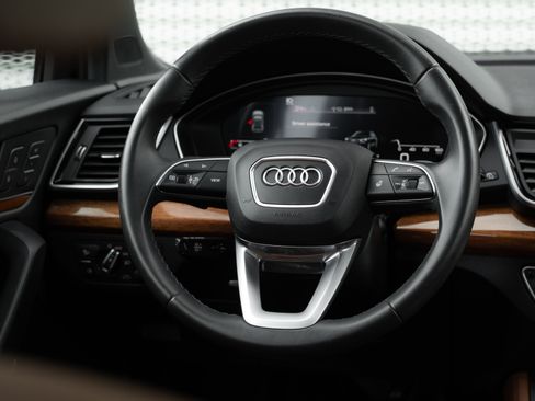 Certified 2023 Audi Q5 2.0T Premium Plus w/ Premium Plus Package AWD/4WD image 9