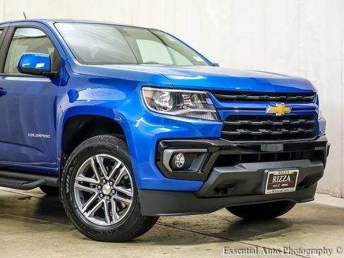Used 2022 Chevrolet Colorado W/T w/ Custom Special Edition image 5