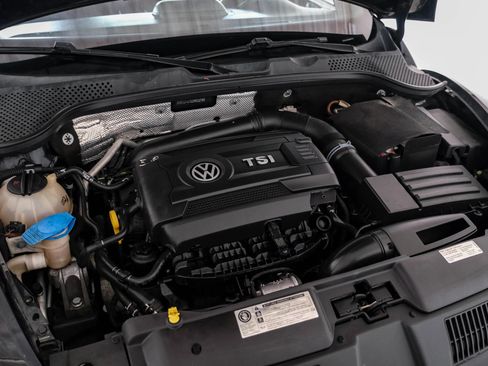 Used 2016 Volkswagen Beetle R-Line SE FWD image 39