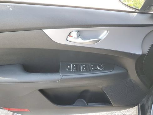 Certified 2024 Kia Forte LXS FWD image 16
