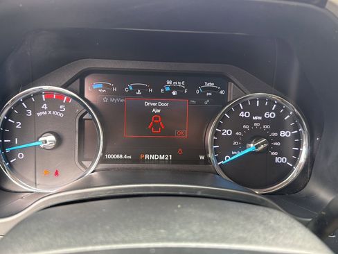 Used 2019 Ford F250 Lariat w/ Lariat Ultimate Package AWD/4WD image 13