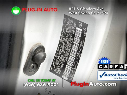Used 2012 Toyota Prius Three w/ Solar Roof Pkg FWD image 7