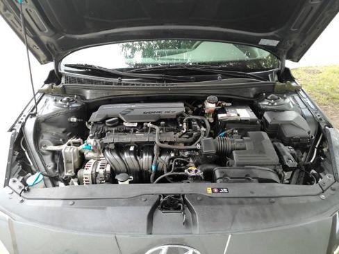 Used 2022 Hyundai Elantra SEL FWD image 48
