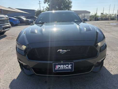 Used 2016 Ford Mustang GT RWD image 8