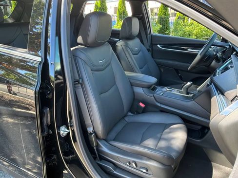 New 2026 Cadillac XT5 Premium Luxury w/ LPO, ONYX Package AWD/4WD image 25