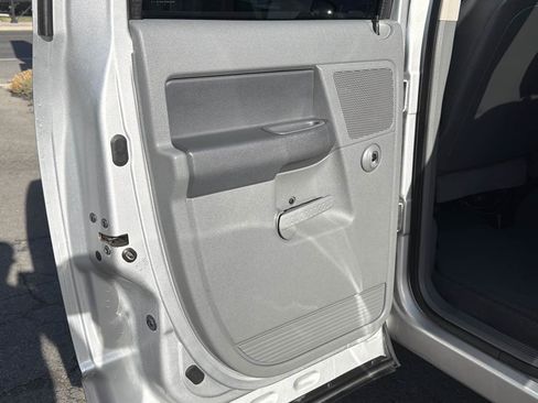 Used 2007 Dodge Ram 2500 Truck Laramie AWD/4WD image 13