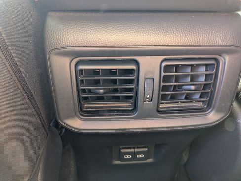 Used 2024 Toyota RAV4 XLE image 29