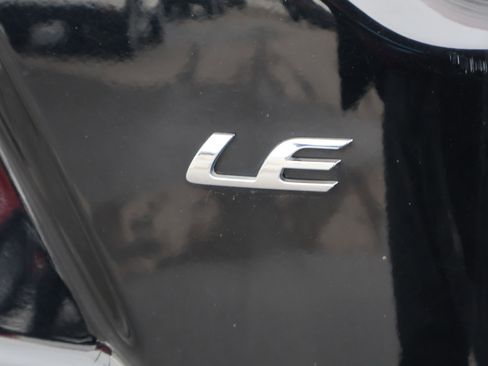 Used 2024 Toyota Corolla LE image 16