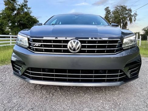 Used 2019 Volkswagen Passat 2.0T SE R-Line FWD image 17