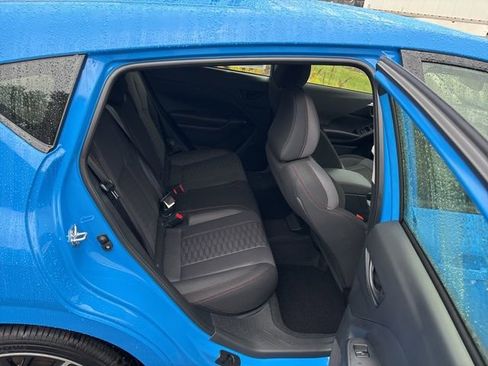 Used 2025 Subaru Impreza 2.0i Sport image 12