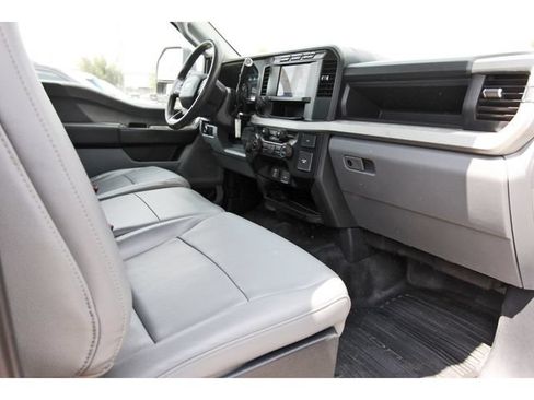 Used 2023 Ford F250 XL w/ 360-Degree Camera Package AWD/4WD image 7
