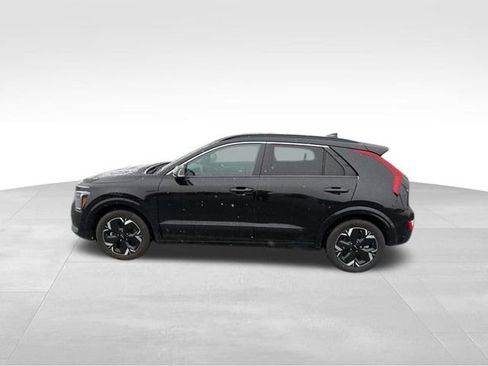 Used 2025 Kia Niro Wind w/ Wind Preserve Package image 5