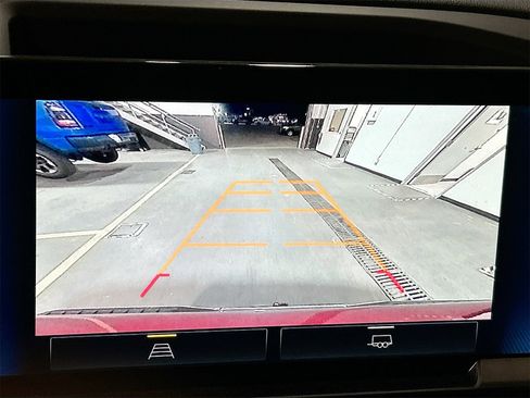 Used 2024 Chevrolet Silverado 1500 LT image 13