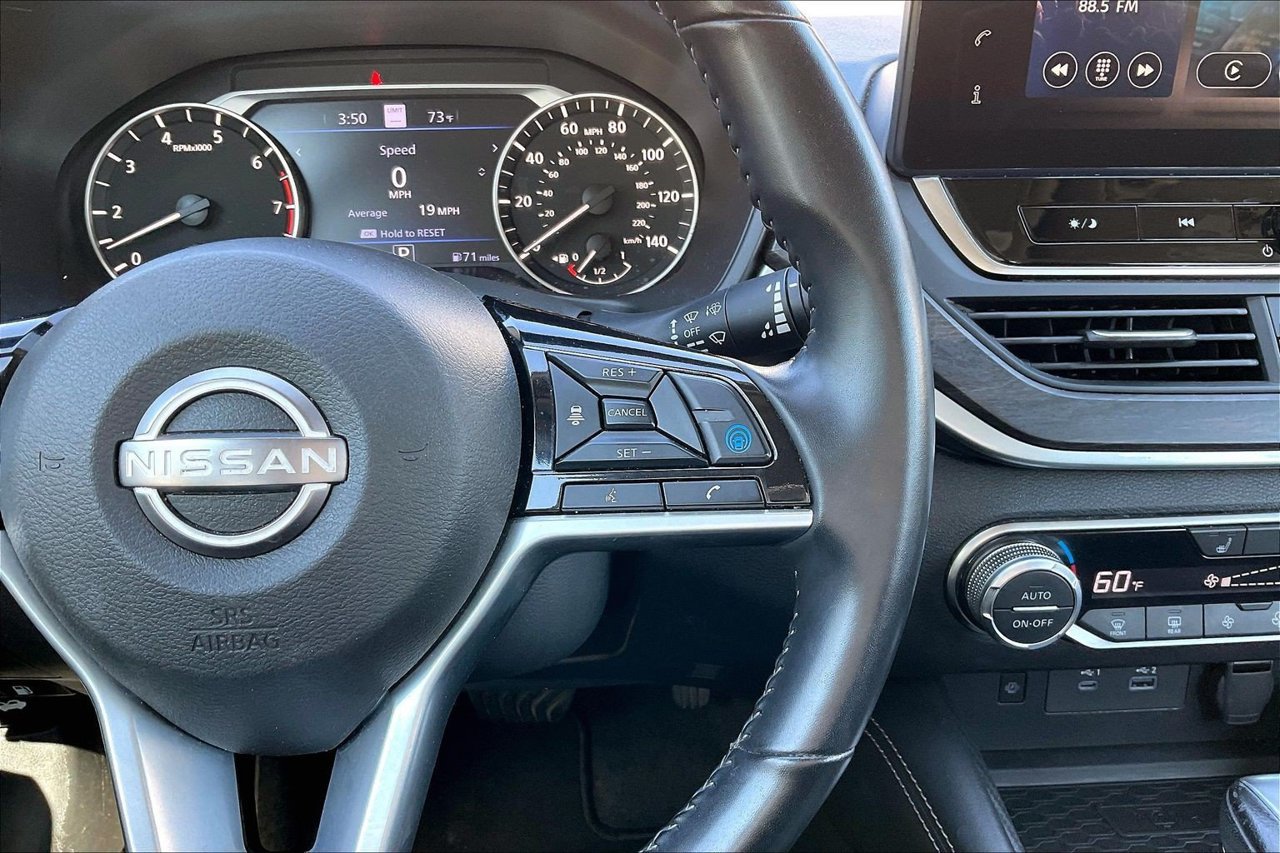 Used 2025 Nissan Altima 2.5 SV w/ SV Premium Package AWD/4WD image 27