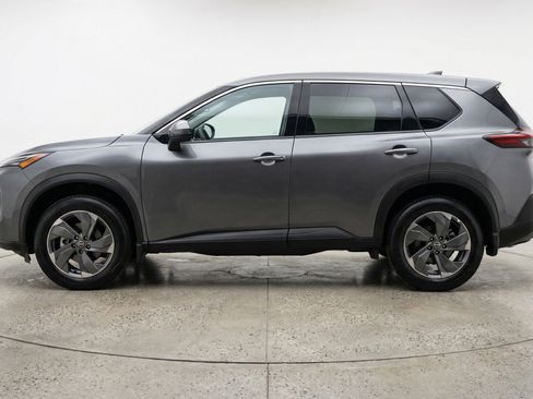 Used 2025 Nissan Rogue SV image 5