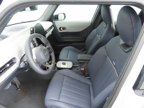 Used 2026 MINI Cooper 4-Door Hardtop image 21