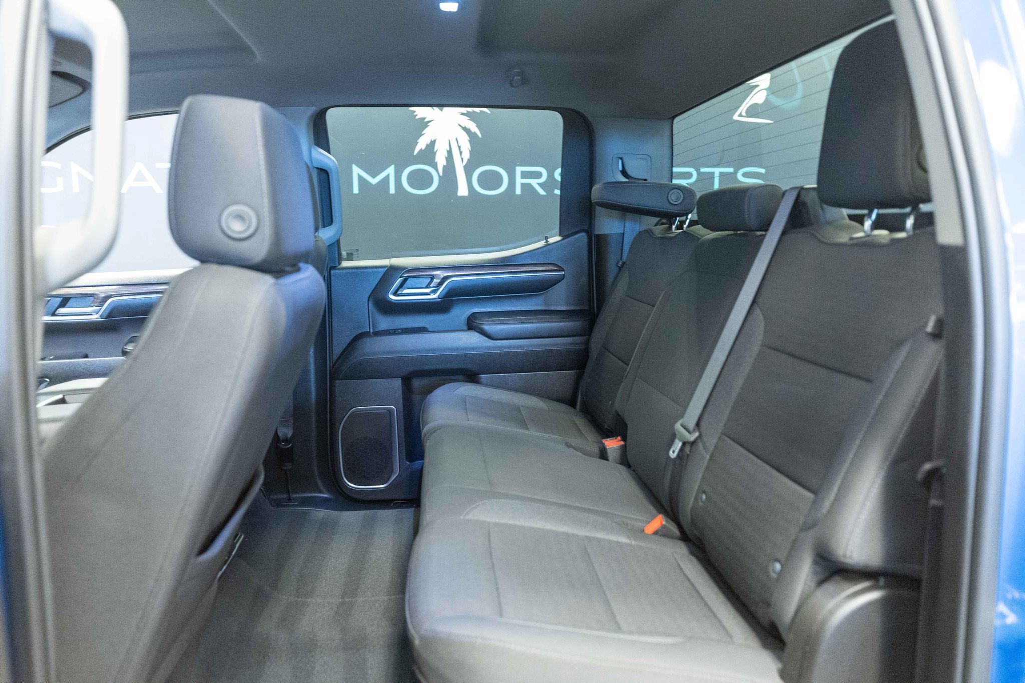 Used 2024 Chevrolet Silverado 1500 LT RWD image 11