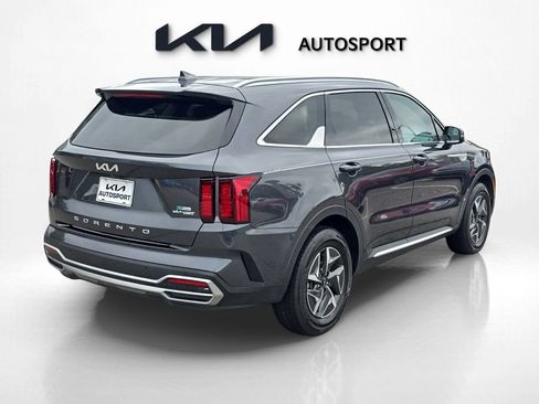 Used 2022 Kia Sorento EX image 5