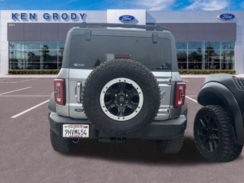 Used 2023 Ford Bronco Outer Banks w/ Sasquatch Package AWD/4WD image 7
