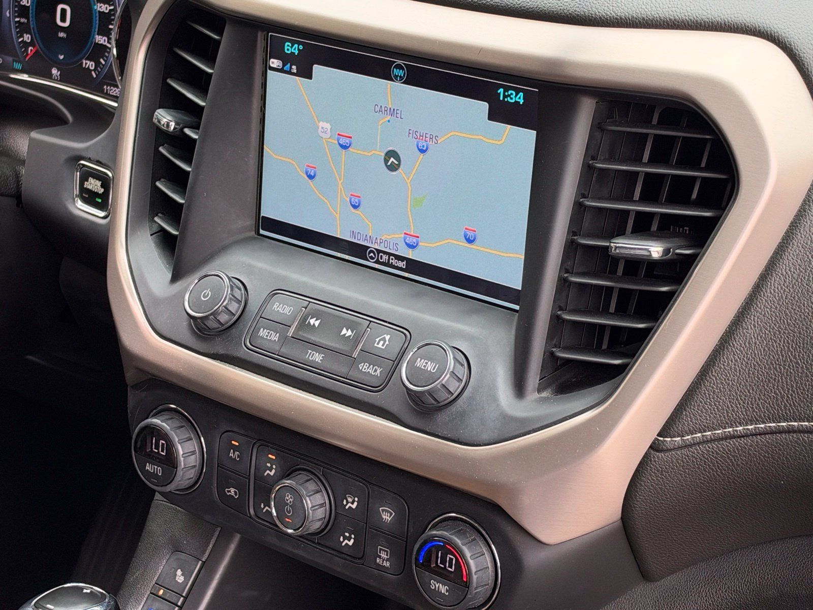 Used 2018 GMC Acadia Denali w/ Technology Package AWD/4WD image 39