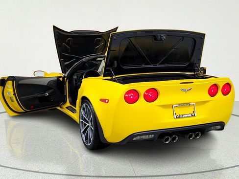 Certified 2013 Chevrolet Corvette 427 w/ 1SC Preferred Equipment Group RWD image 11