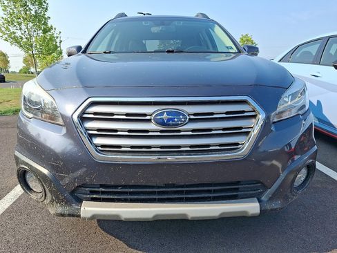 Used 2017 Subaru Outback 3.6R Limited AWD/4WD image 2