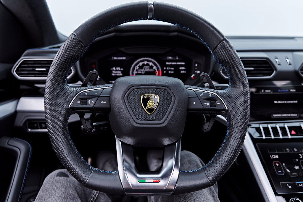 Used 2020 Lamborghini Urus AWD/4WD image 59