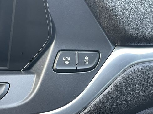 Certified 2022 Chevrolet Blazer LT w/ Sound & Technology Package image 38