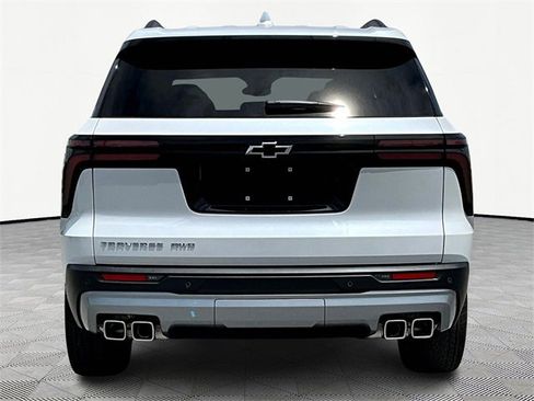 New 2025 Chevrolet Traverse LT w/ Driver Confidence Package image 5