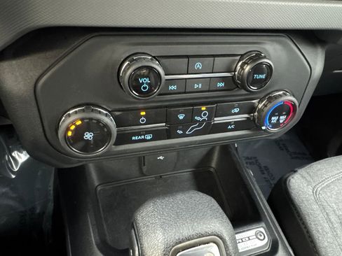 Used 2023 Ford Bronco 2-Door w/ Sasquatch Package AWD/4WD image 59