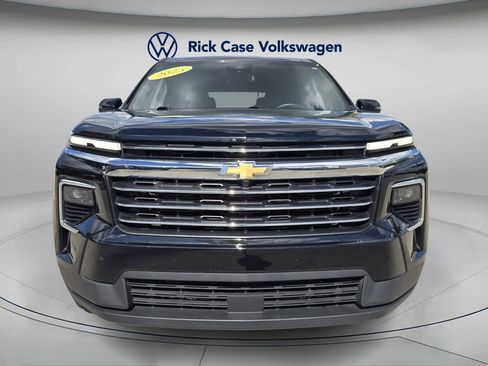 Used 2025 Chevrolet Traverse LT image 5