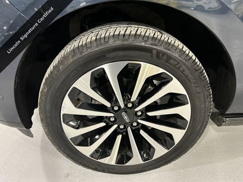 Certified 2022 Lincoln Navigator L Reserve image 8