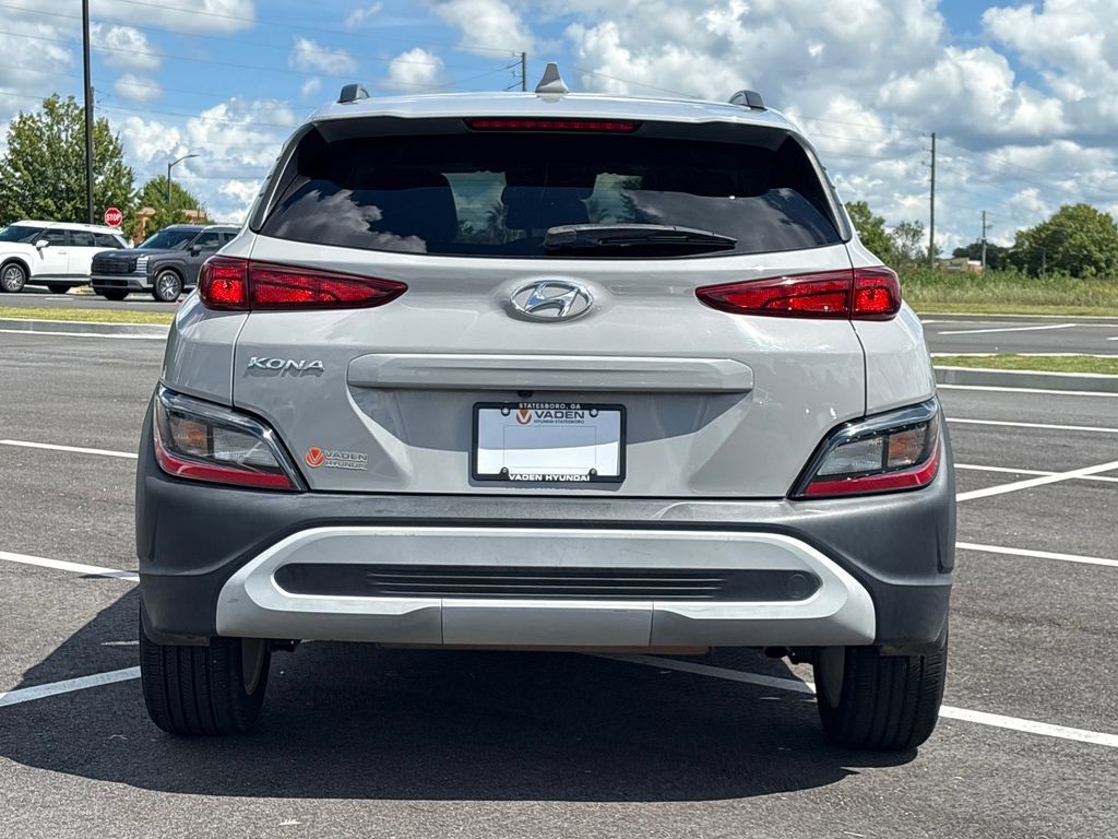 Used 2022 Hyundai Kona SEL w/ Convenience Package FWD image 21