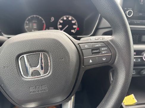 Used 2025 Honda CR-V LX image 25