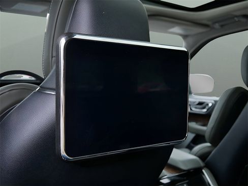 Used 2022 Lincoln Navigator Black Label image 16