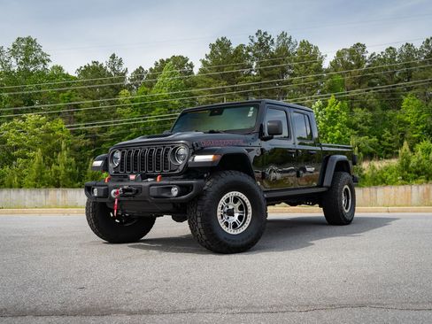 Used 2024 Jeep Gladiator Mojave AWD/4WD image 1