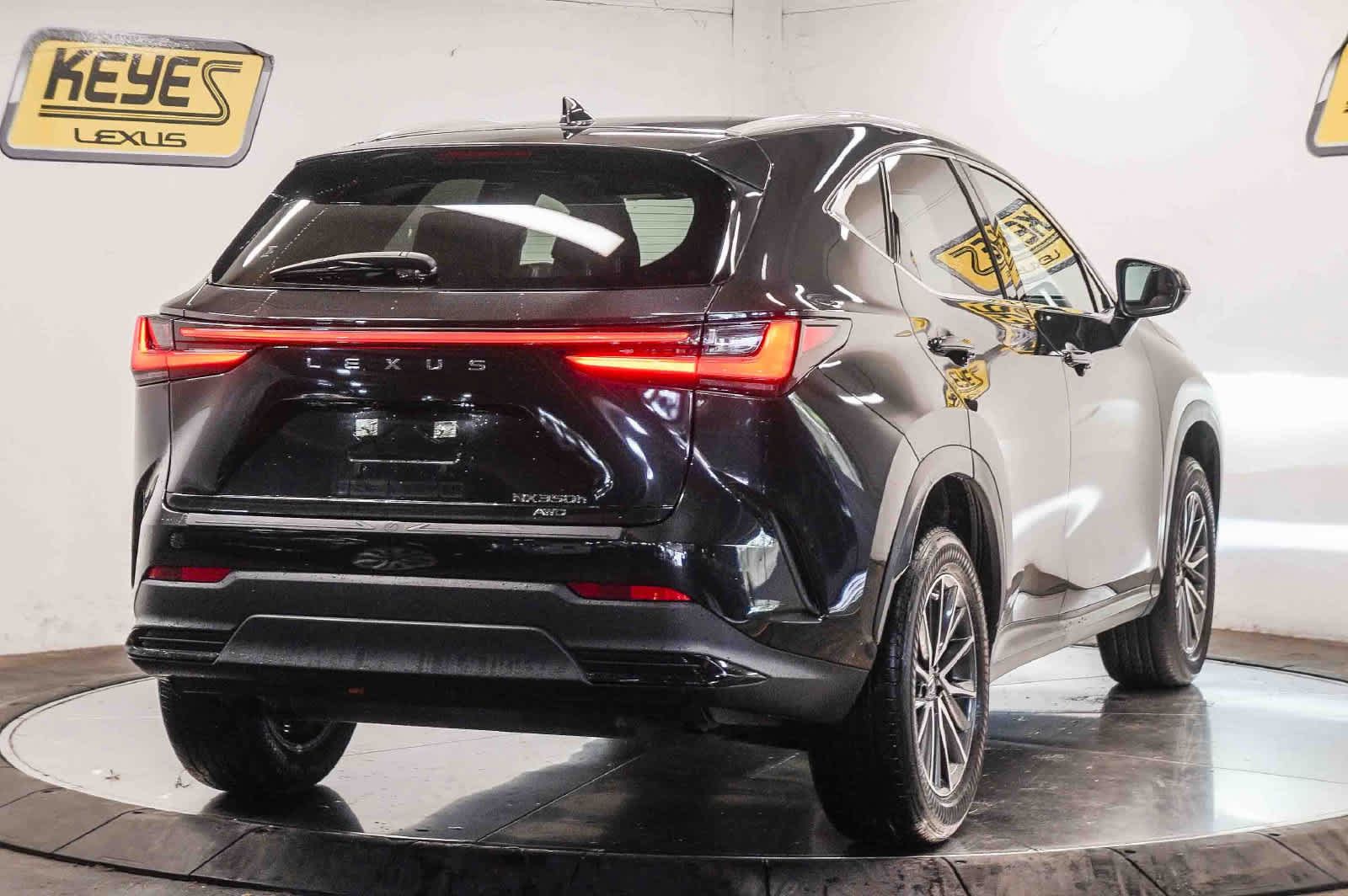 Used 2024 Lexus NX 350h AWD w/ Cold Area Package image 4