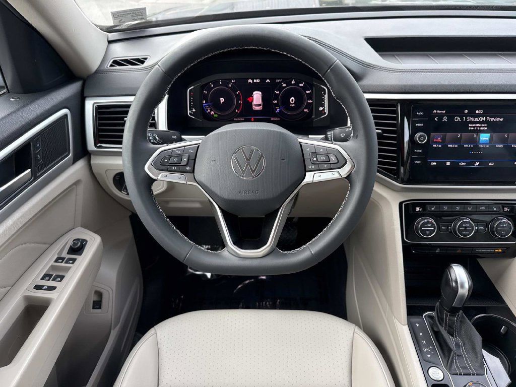 Used 2023 Volkswagen Atlas SE AWD/4WD image 13