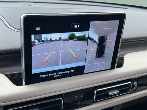 Certified 2023 Lincoln Aviator Reserve w/ Equipment Group 201A RWD image 17