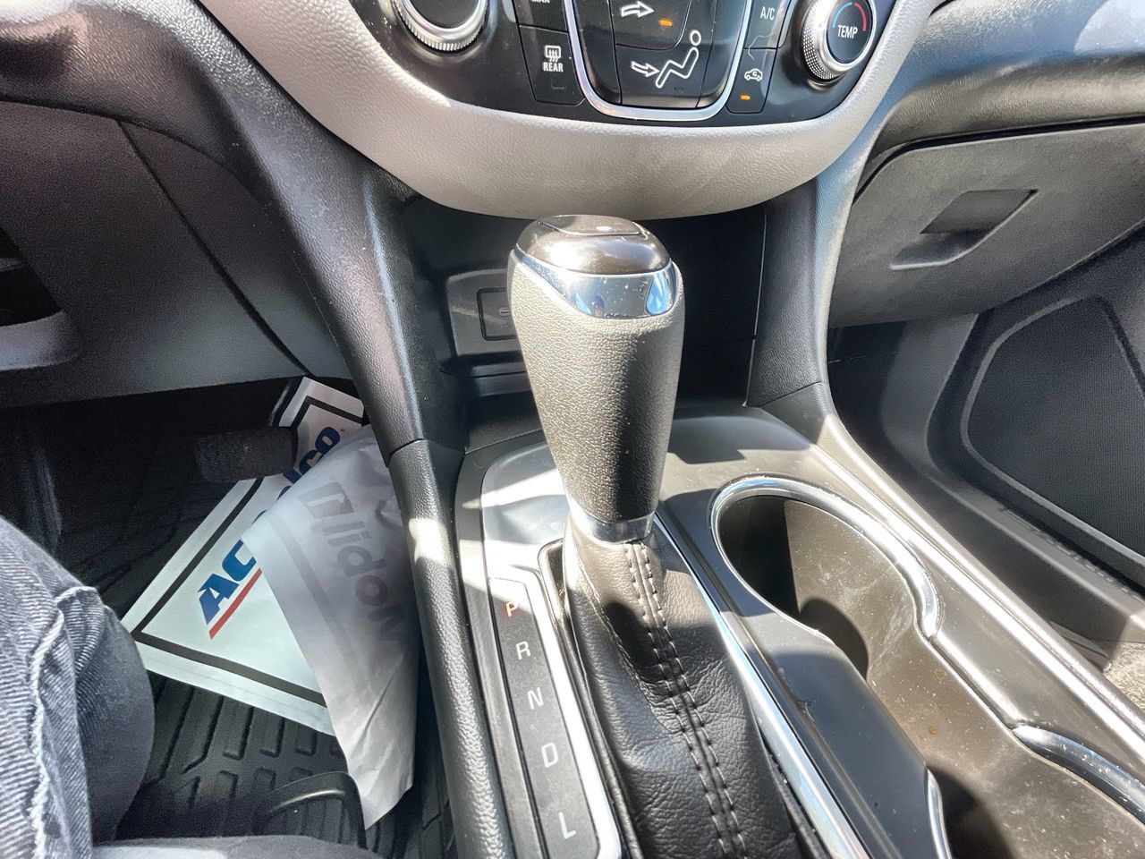 Used 2020 Chevrolet Equinox LS FWD image 16