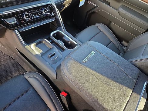 New 2026 GMC Sierra 3500 Denali image 25