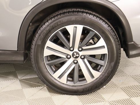Used 2024 Mitsubishi Outlander Sport SE AWD/4WD image 18