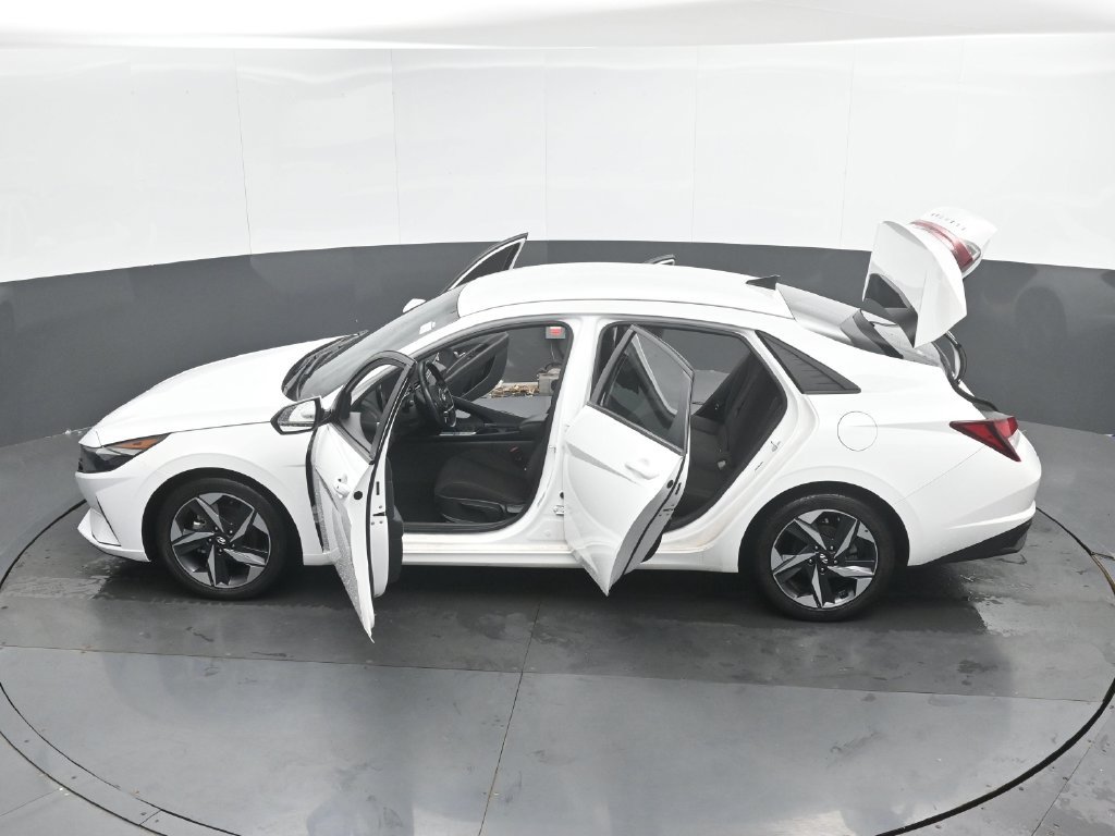 Used 2023 Hyundai Elantra SEL w/ Convenience Package FWD image 50