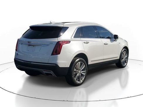Certified 2023 Cadillac XT5 Premium Luxury w/ Technology Package AWD/4WD image 4