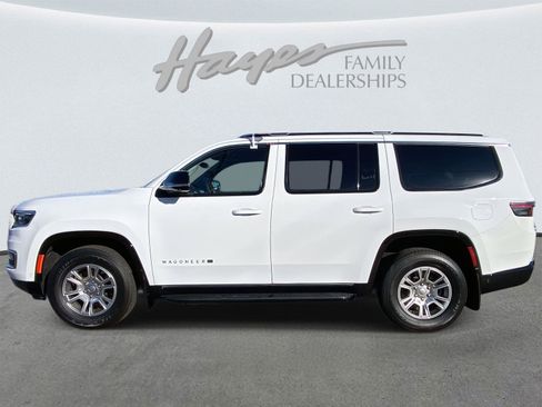 Certified 2024 Jeep Wagoneer 4DR 4WD w/ Convenience Group I image 10