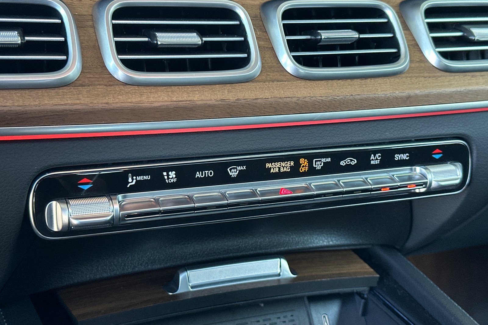 Certified 2026 Mercedes-Benz GLE 350 4MATIC image 22