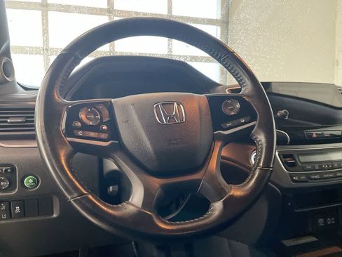 Used 2021 Honda Pilot Special Edition image 14