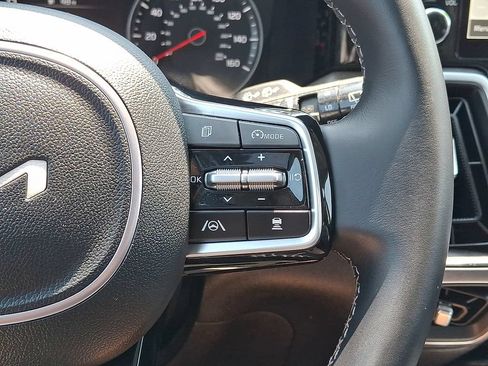 Certified 2023 Kia Sorento X-Line EX AWD/4WD image 10