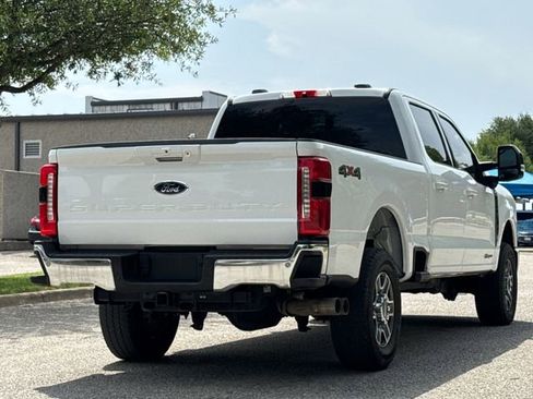 Certified 2024 Ford F250 Lariat AWD/4WD image 9